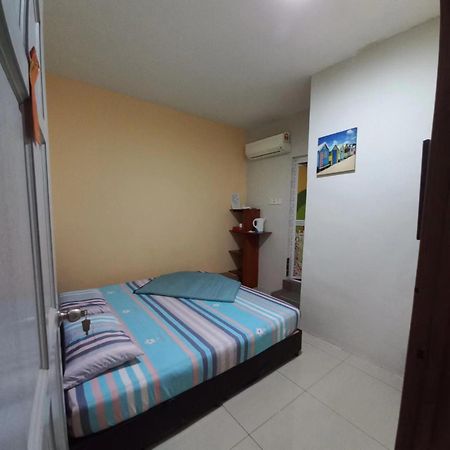 Happy Homestay Lukut Πορτ Ντίξον Εξωτερικό φωτογραφία