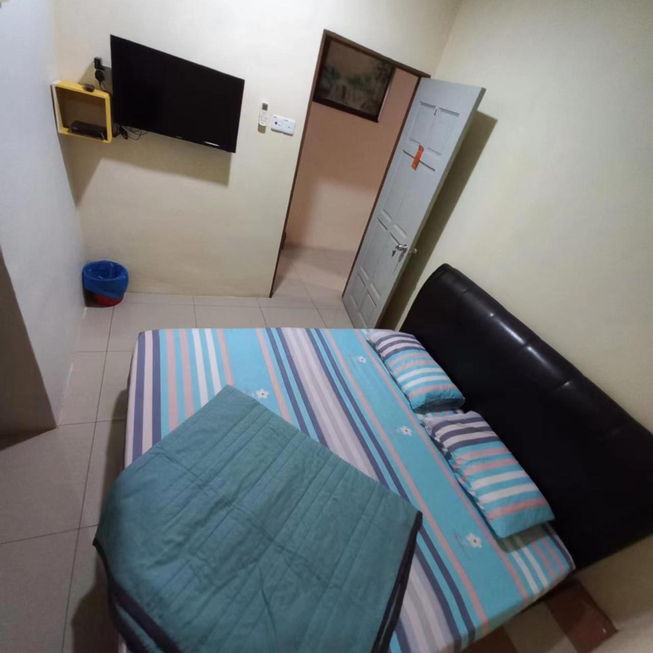 Happy Homestay Lukut Πορτ Ντίξον Εξωτερικό φωτογραφία